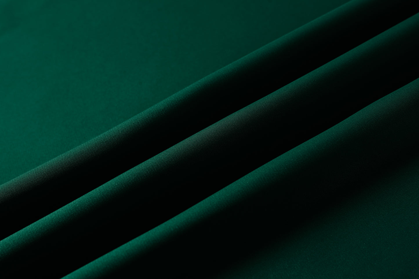 Qamis - Emirati Vert avec broderie cravate